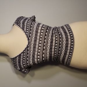 AEROPOSTALE Tribal Geometric TSHIRT TOP S black white Stretch cap sleeve